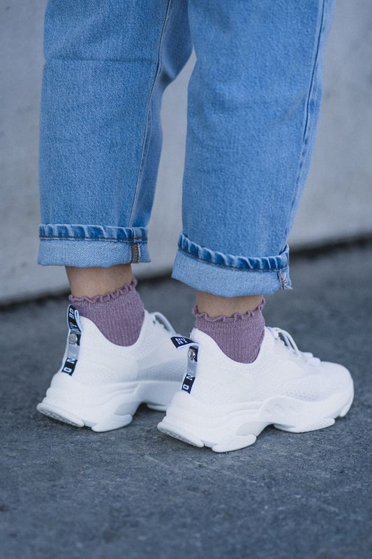 Match Sneakers White 