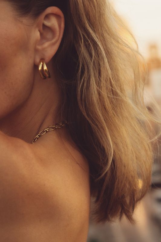 The Big Curved Hoops Gold 