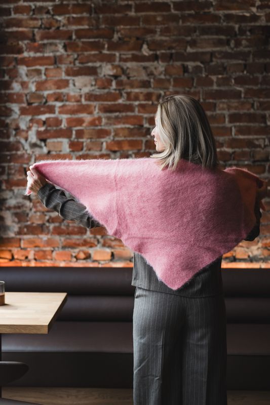Hairy Knit Scarf Pink 