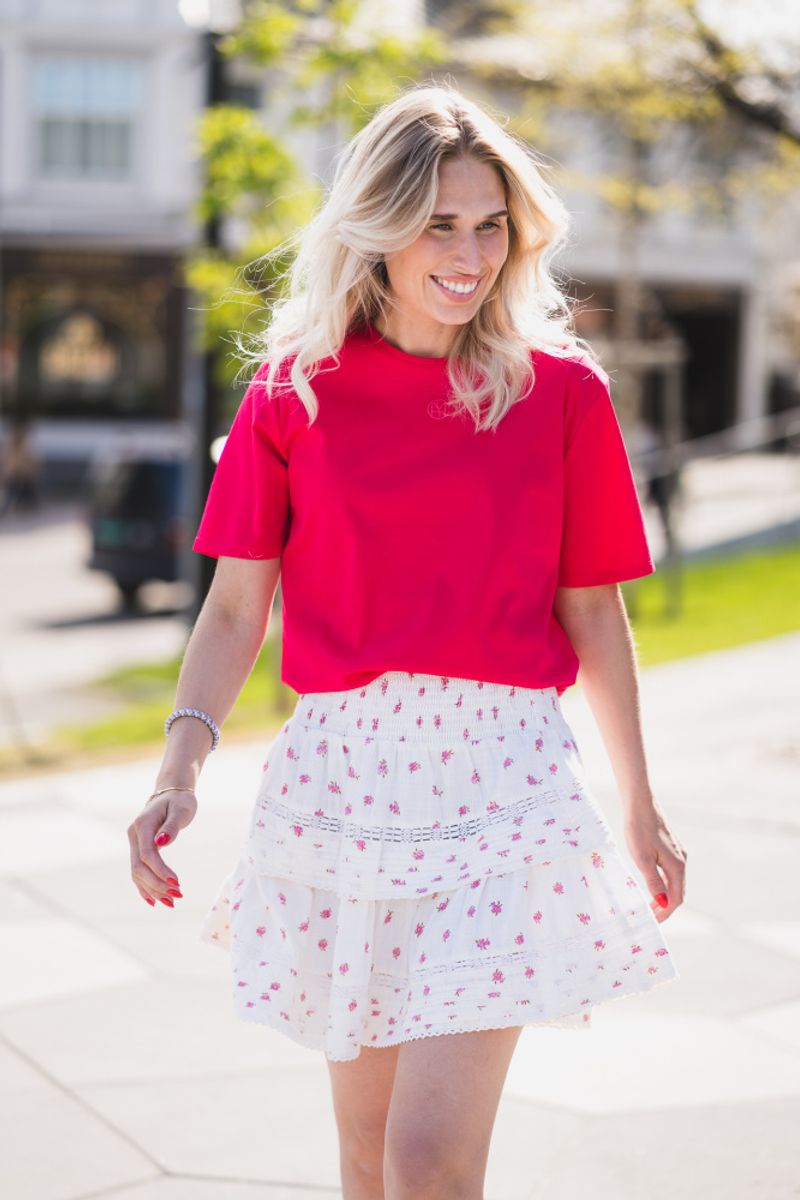 Melea Icon Tee Rose Red/Azalea