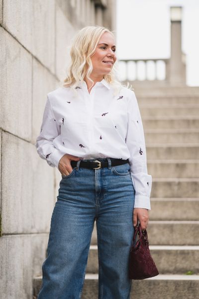 Hovedbilde Maja Shirt EMB White/Flower 