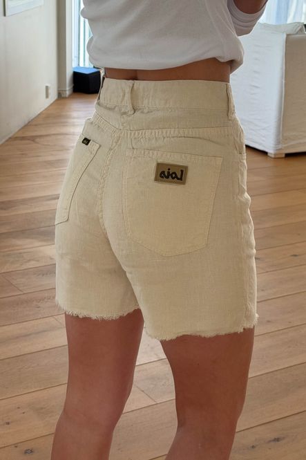 Hovedbilde Maya Short Linen Summer Ecru 