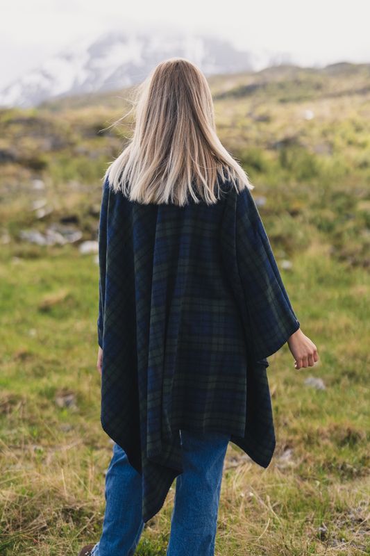 Tableau Poncho Navy Check 