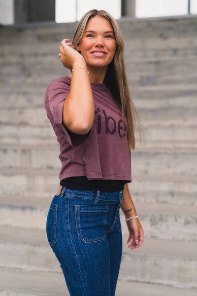 Hovedbilde Rocky Cropped Tee Washed Burgundy 