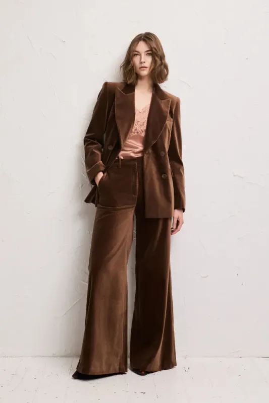 Madison Velvet Brown 