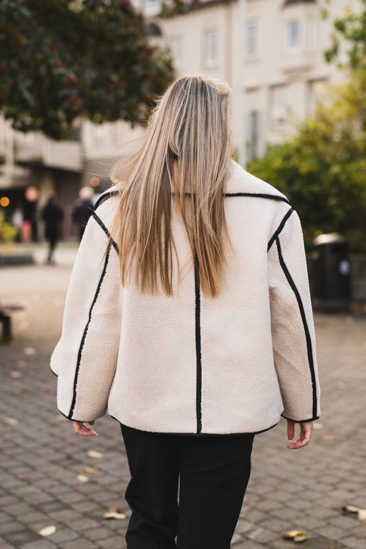 Edmund Teddy Jacket Ivory 