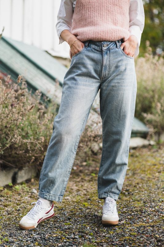 Giusy Jeans Light Wash Blue Denim 