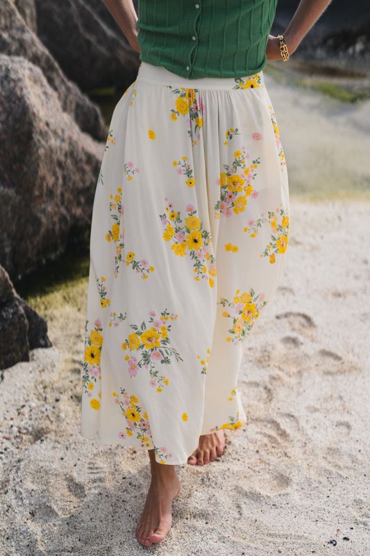 Irene HW Skirt Mimosa Flower 
