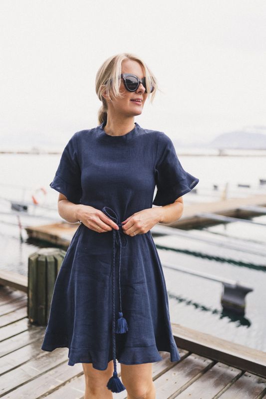 Francesca Linen Dress Navy - Vakre Vene