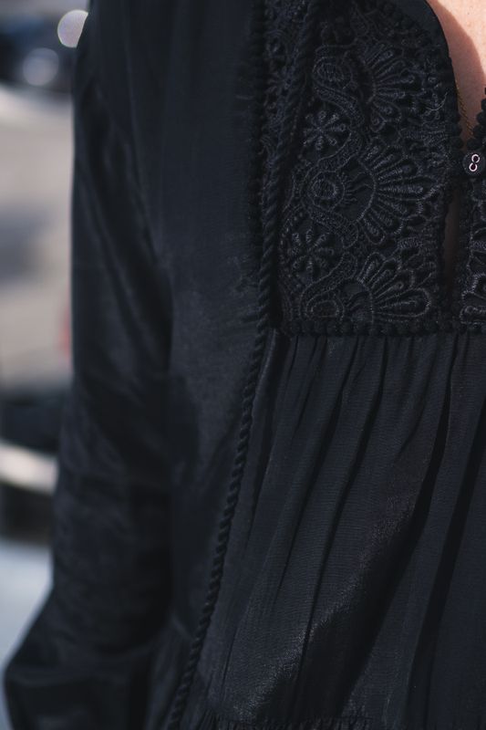 Olivia Dress Caviar 