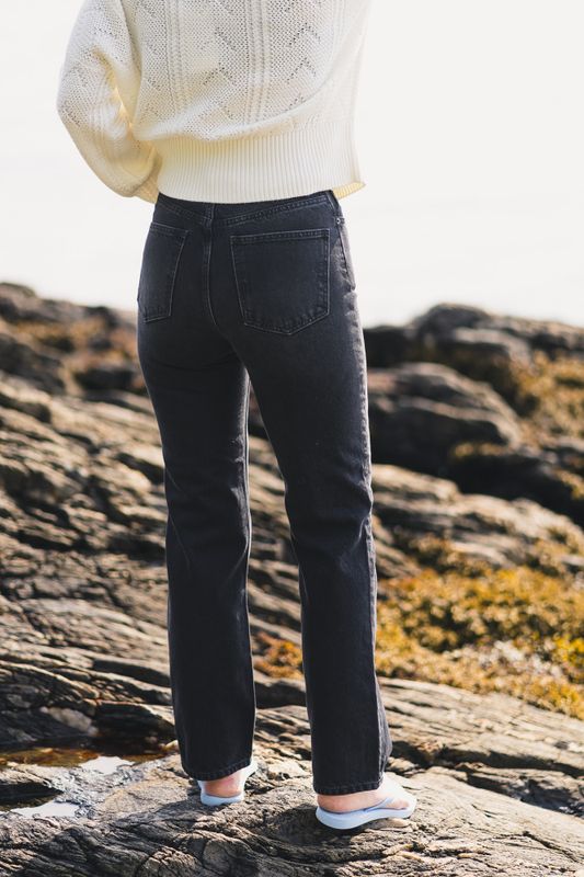 W Regular Jeans Black Washed