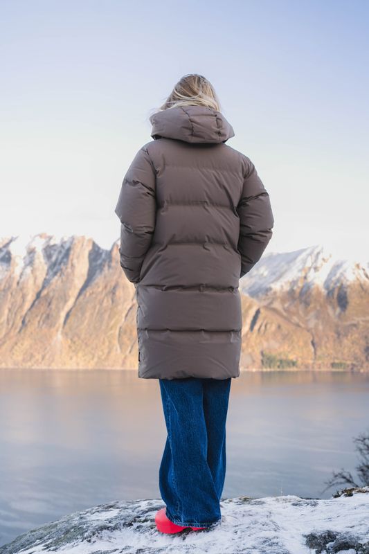 Loen Down Jacket Taupe 