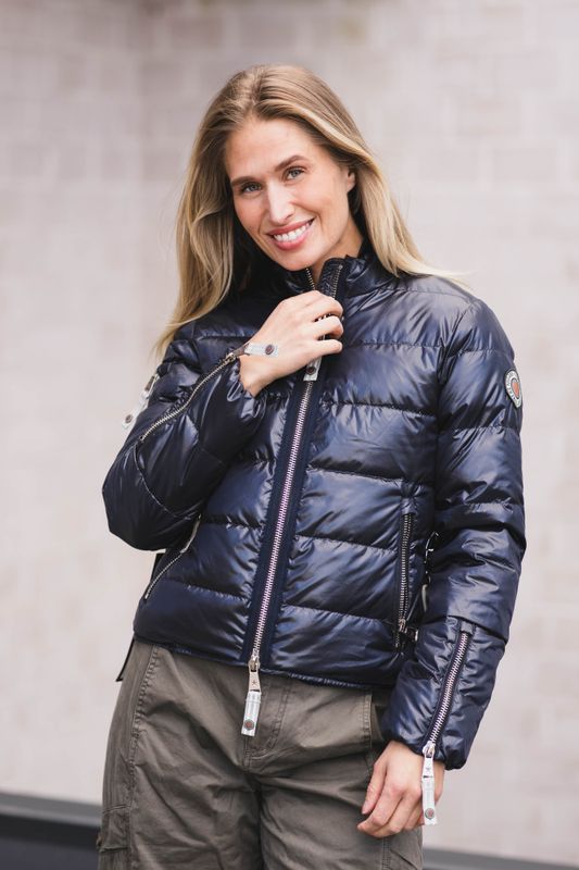 Elli Navy 