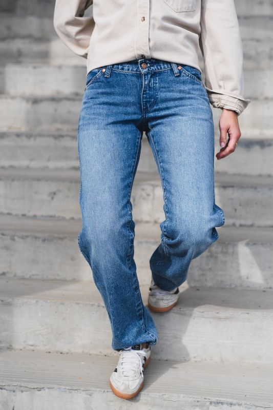 Low Rise Cowboy Jean Lasso Lagoon 