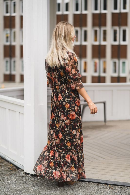 Bloom Dress Bouquet 
