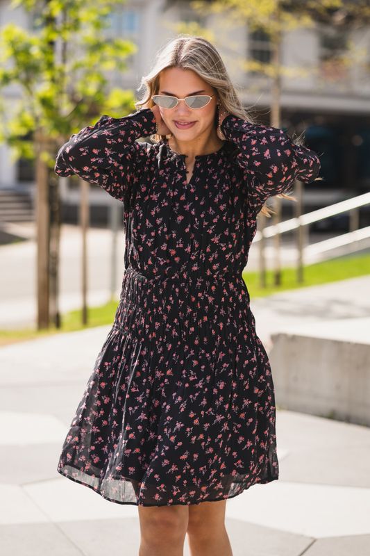 Evelda Orabella Short Dress Aop Desert Rose Flower 