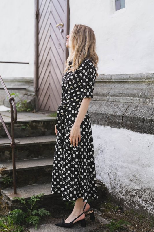 Charlotte Floral Creme Fleur Black 