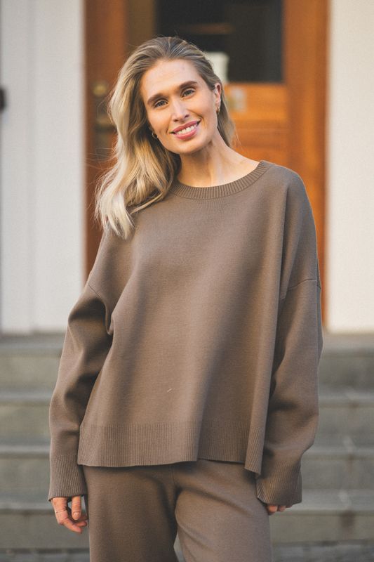 Serge Roundneck Sweater Taupe 