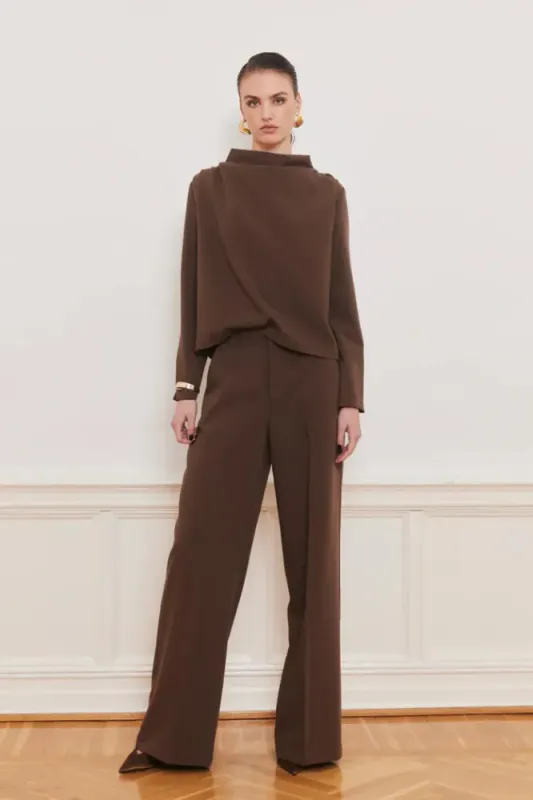 Reign Tailored Extra Wide Brown 