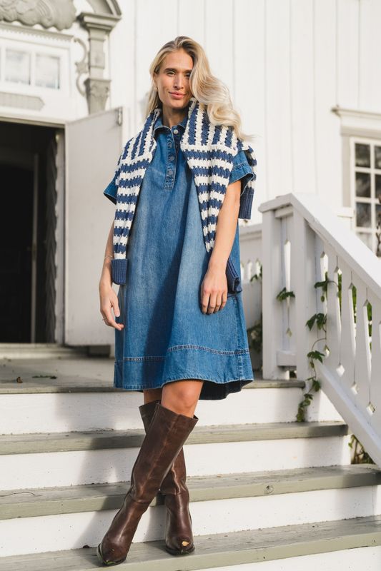 Turo Alena 2/4 Dress Mid Blue Wash 