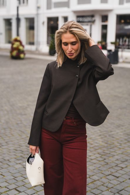 Hovedbilde Tiria Structure Blazer Dark Brown 