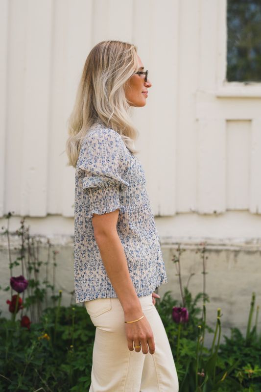 Diana Misty Floral Blouse Blue 