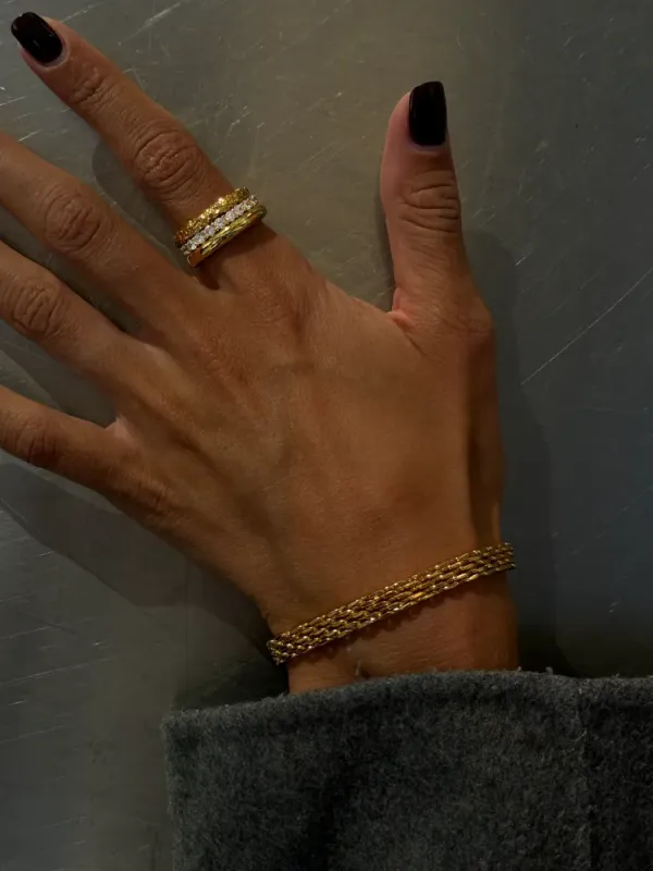 Amore Zirconia Ring 