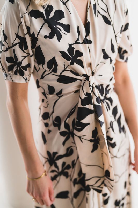 Faye Dress Mono Floral
