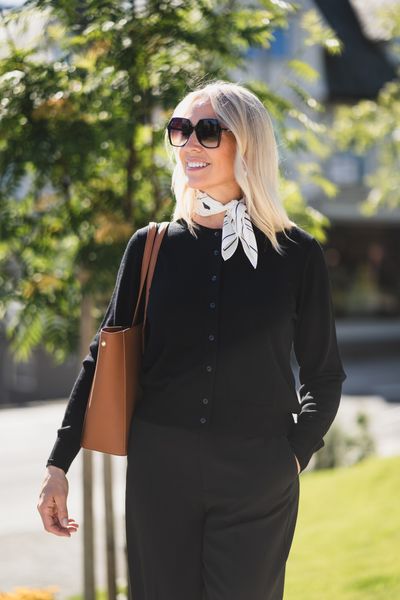 Hovedbilde Noelani Cardigan Black 