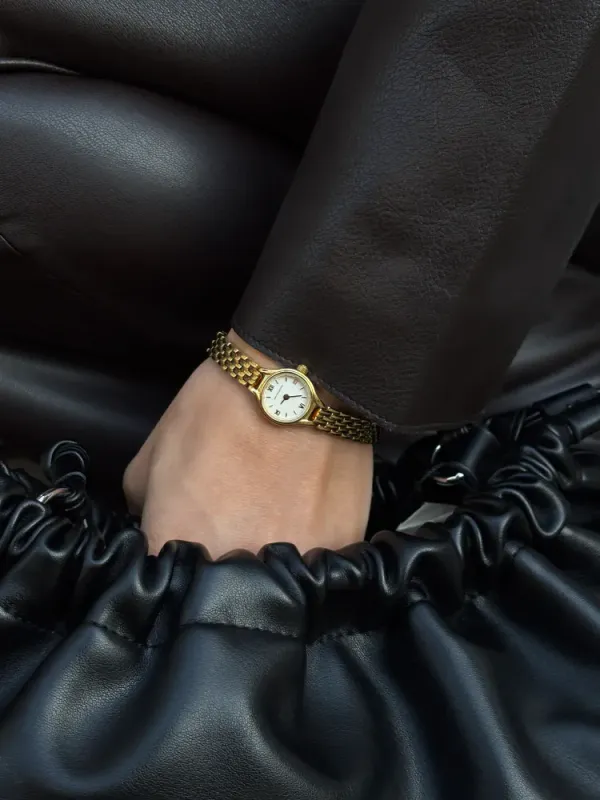 Petite Ronde Watch Gold 