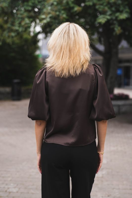Pella 2/4 V-Neck Top Chocolate Brown 