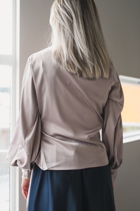 Ines Blouse Semi Rich Shell 