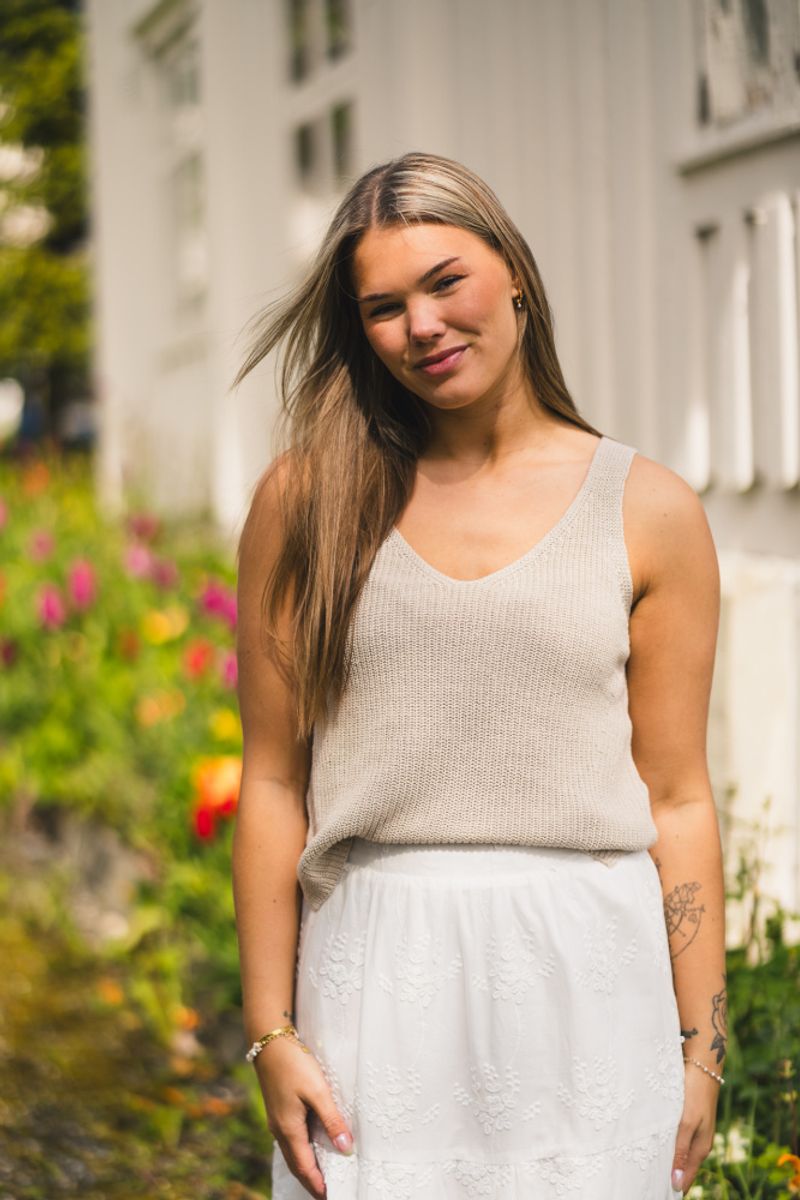 Rebecca Top French Oak 