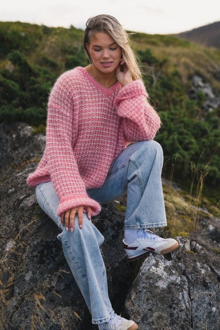 Hovedbilde Boxy Mohair V-Neck Pink Mix 