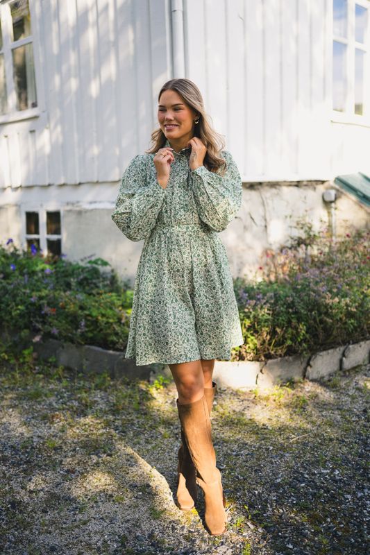 Astrid Dress Green Flower 