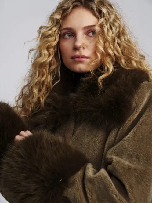 Hovedbilde Dina Fake Fur Collar Brown 