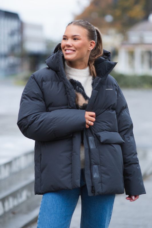 Besseggen Down Jacket Dark Grey