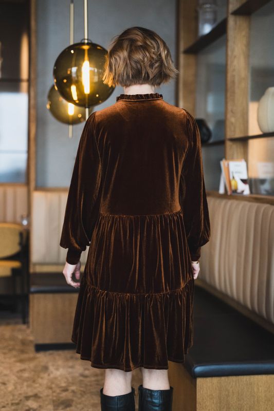 Viggase Dress Sorrel Horse