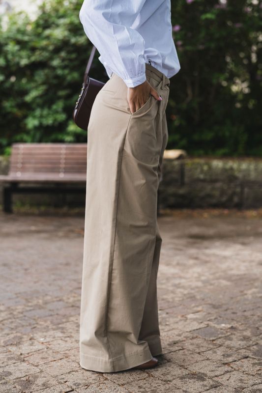 Malba Solid Pants Camel 