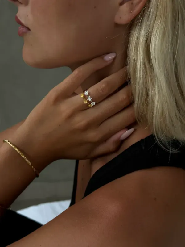 Triple Flower Ring 