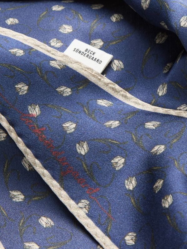 Hearta Tulip Diamond Scarf Navy Blue 