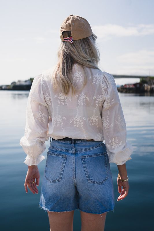 Camilla Shirt EMB Bright White 