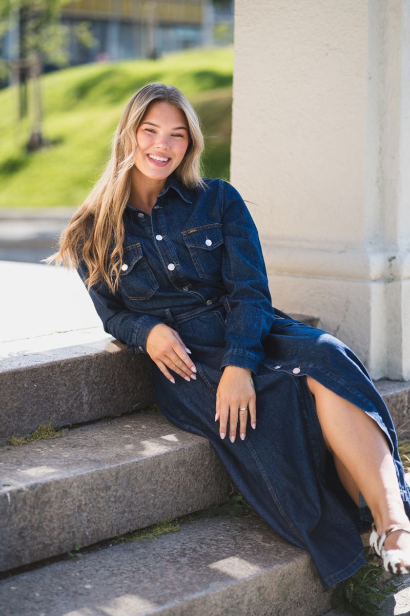 Elisa Belted Midi Dress Rinse