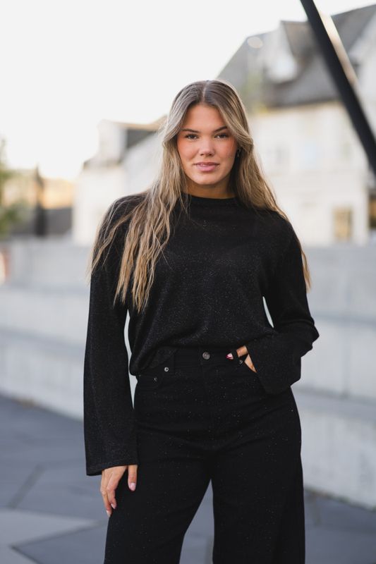 Thani Pullover Black 