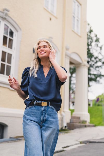 Hovedbilde Roella Heavy Sateen Blouse Midnight Blue 
