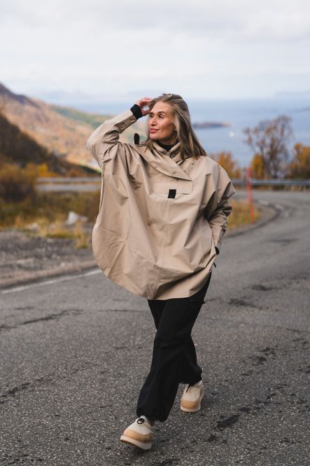 Hovedbilde Bergen Poncho Beige 