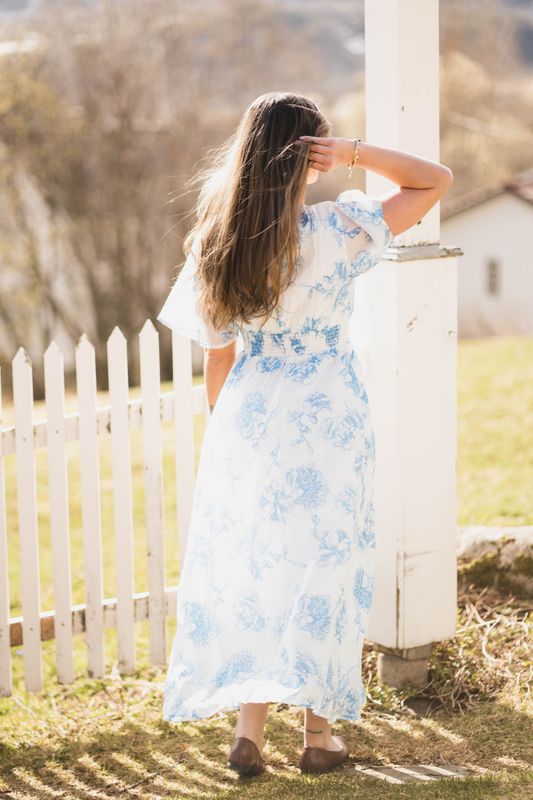 Evangelia 2/4 Dress M Blue Flower 