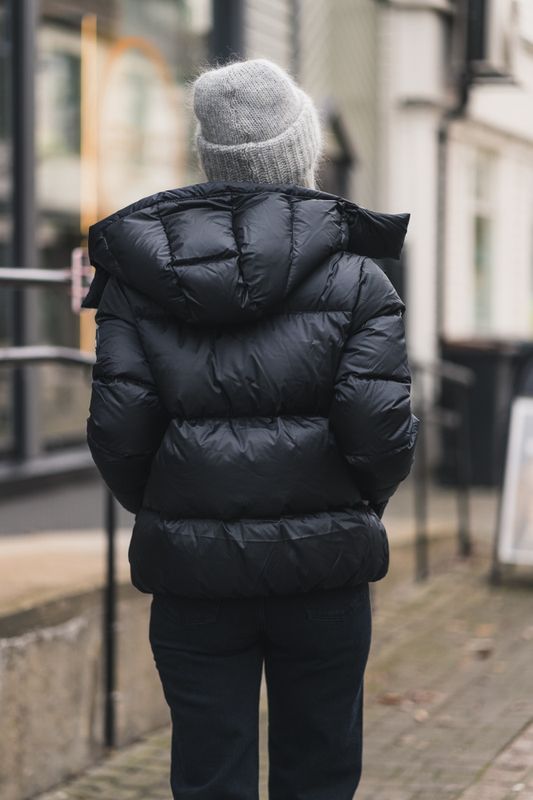 Lucie Boxy Black 