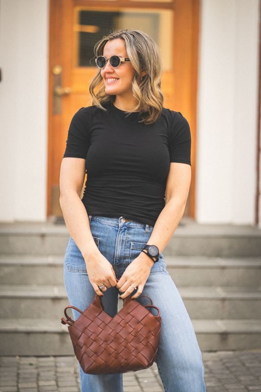 Betrina O SS Tee Black 