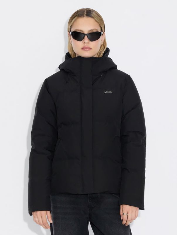 Besseggen Light Short Black 